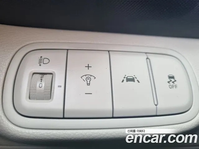 Hyundai Venue 2020 Серый из Кореи, фото 2