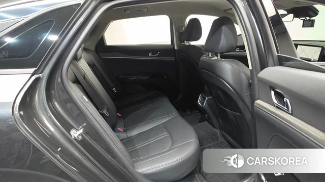 Kia The New K5 Hybrid 3rd generation 2024 Серый из Кореи, фото 2