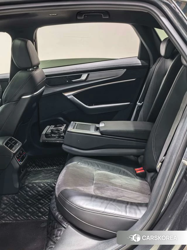 Audi A6L 2019 Черный из Китая, фото 2