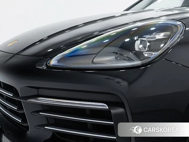 Porsche Cayenne (PO536) 2023 Черный из Кореи, фото 2