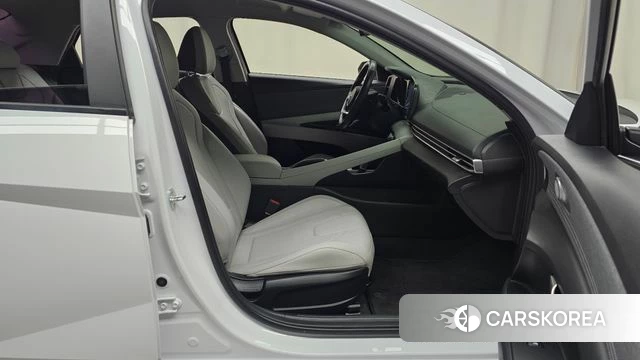 Hyundai Avante (CN7) 2021 Белый из Кореи, фото 2