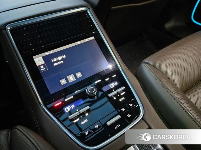 Porsche Panamera (971) 2018 Черный из Кореи, фото 2