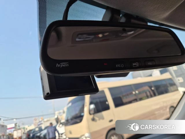 Hyundai Venue 2025 Красный из Кореи, фото 2