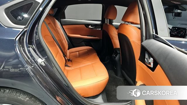 Kia The New K3 2nd generation 2023 Синий из Кореи, фото 2