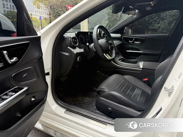 Mercedes-Benz Class C 2024 Белый из Китая, фото 2