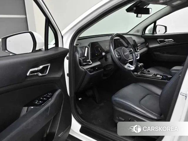 Kia Sportage 5th Generation 2022 Белый из Кореи, фото 2