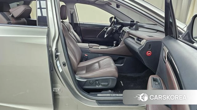 Lexus RX450hL 4th Generation 2021 Серебристо-серый из Кореи, фото 2