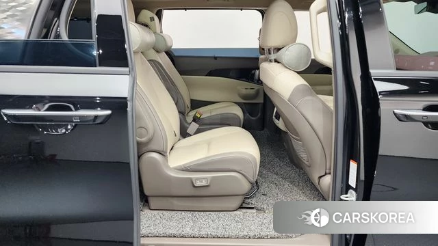 Kia The New Carnival 4th Generation 2023 Черный из Кореи, фото 2