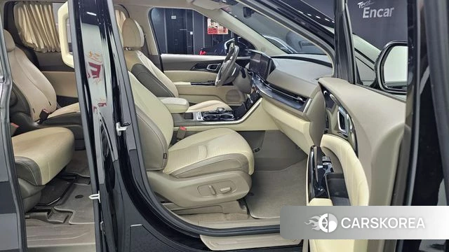 Kia Carnival 4th generation 2021 Черный из Кореи, фото 2