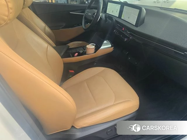 Kia EV6 2022 Белый из Кореи, фото 2