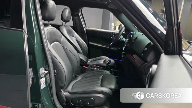 Mini Cooper S Countryman 2022 Темно-зеленый из Кореи, фото 2
