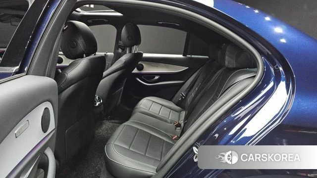 Mercedes-Benz E-Class W213 2020 Синий из Кореи, фото 2