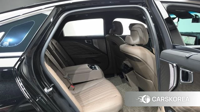 Kia K8 Hybrid 2023 Черный из Кореи, фото 2