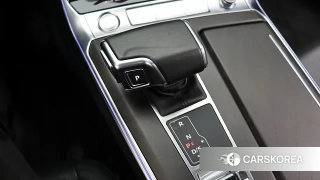 Audi A6 (C8) 2020 Белый из Кореи, фото 2