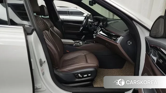 BMW 6 Series GT (G32) 2022 Белый из Кореи, фото 2