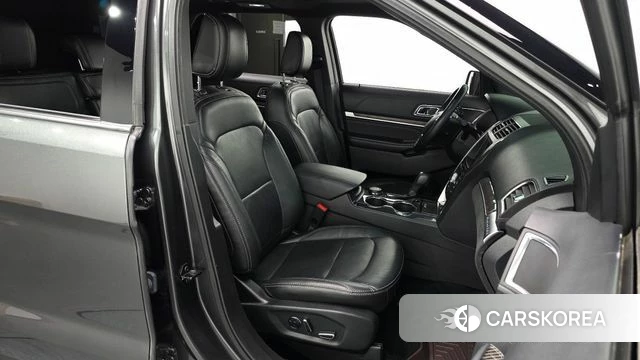 Ford Explorer 2018 Серый из Кореи, фото 2