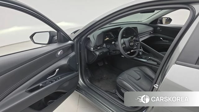 Hyundai The New Avante (CN7) 2024 Серый из Кореи, фото 2