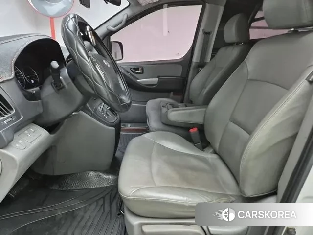 Hyundai The New Grand Starex 2018 Белый из Кореи, фото 2