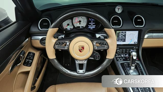 Porsche 718 Boxster 2018 Серебристо-серый из Кореи, фото 2
