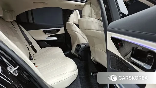 Mercedes-Benz E-Class W214 2024 Черный из Кореи, фото 2