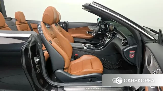 Mercedes-Benz C-Class W205 2018 Черный из Кореи, фото 2