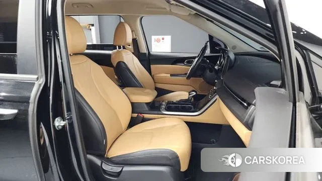 Kia Carnival 4th generation 2021 Черный из Кореи, фото 2