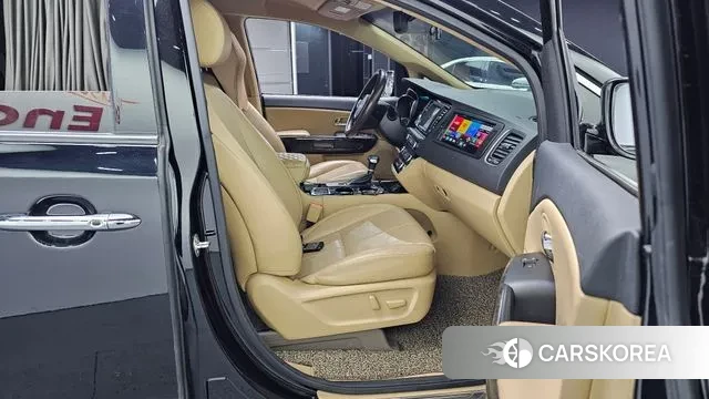 Kia The New Carnival 2018 Черный из Кореи, фото 2