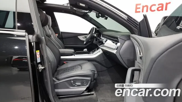 Audi Q8 (4M) 2023 Черный из Кореи, фото 2