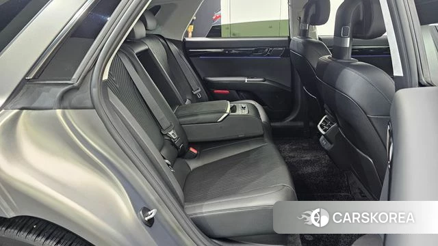 Hyundai Grandeur (GN7) 2023 Коричневый из Кореи, фото 2