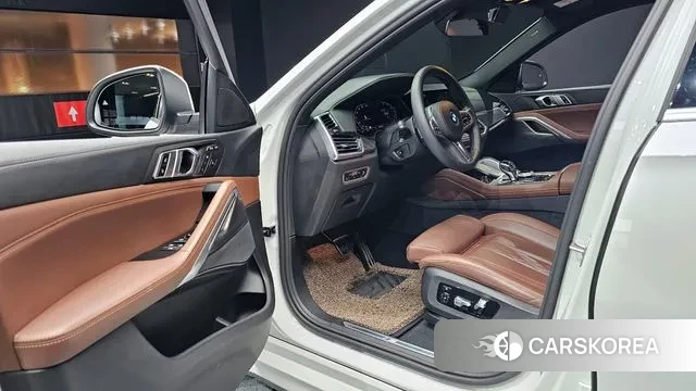 BMW X6 (G06) 2022 Белый из Кореи, фото 2