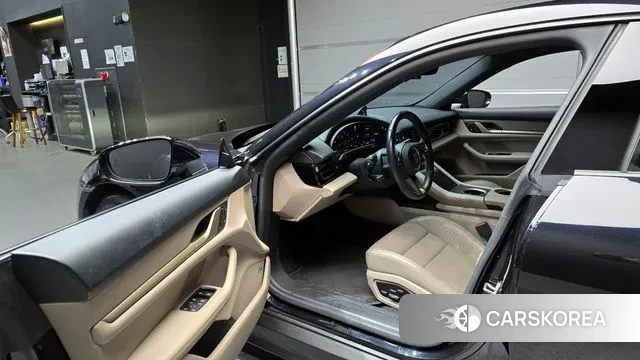 Porsche Taycan 2022 Черный из Кореи, фото 2