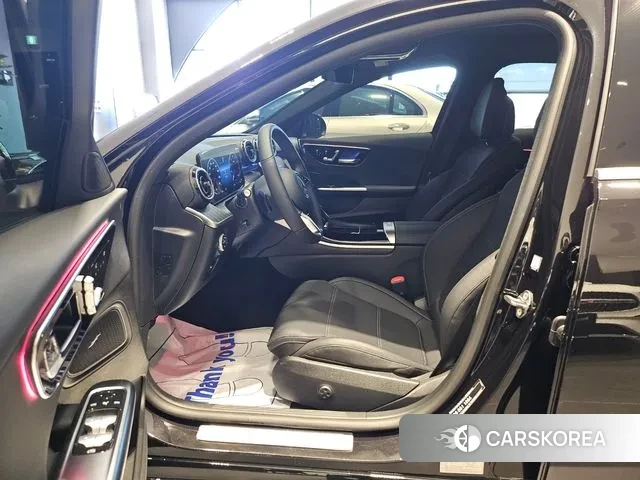 Mercedes-Benz C-Class W206 2024 Черный из Кореи, фото 2