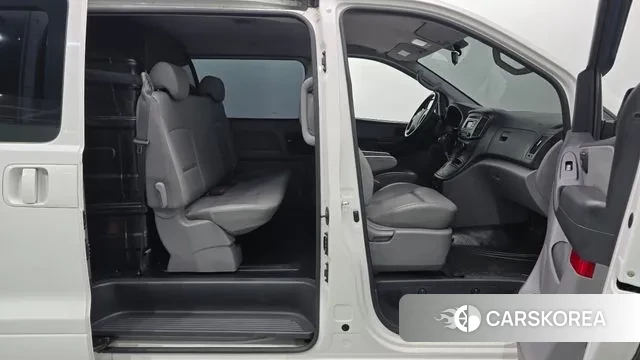 Hyundai The New Grand Starex 2018 Белый из Кореи, фото 2