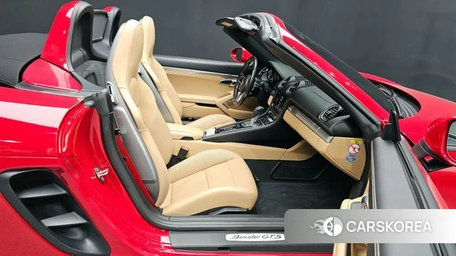 Porsche 718 Boxster 2018 Красный из Кореи, фото 2