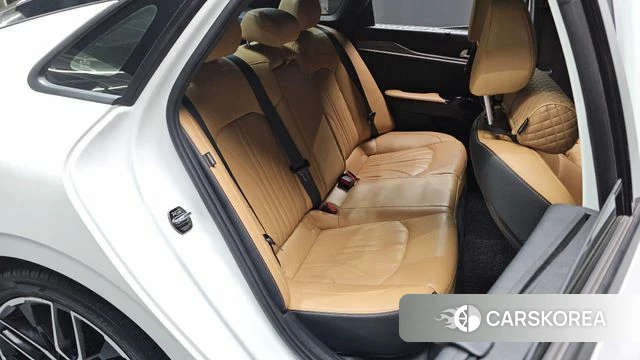 Kia K5 3rd generation 2021 Белый из Кореи, фото 2
