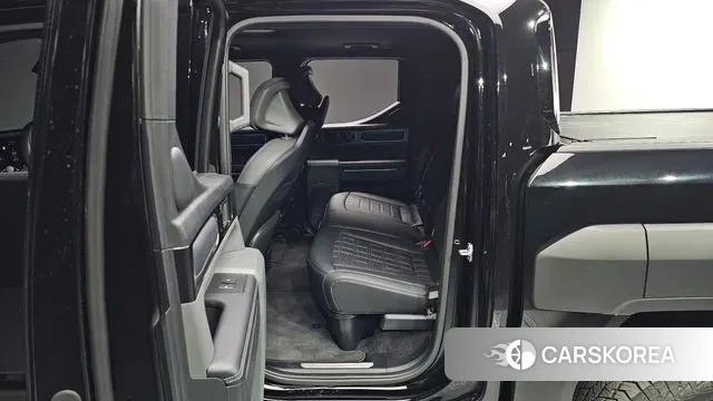 Kia Tasman 2025 Черный из Кореи, фото 2