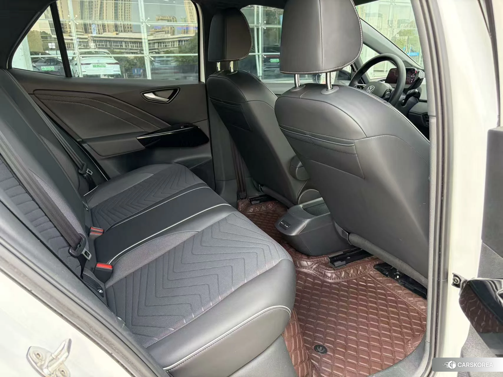 Volkswagen ID.3 2024 Белый из Китая, фото 2