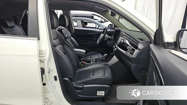 Ssangyong Beautiful Korando 2022 Белый из Кореи, фото 2