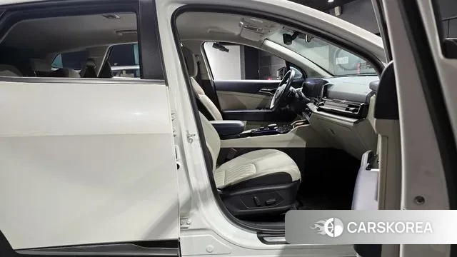 Kia Sportage 5th Generation 2021 Белый из Кореи, фото 2