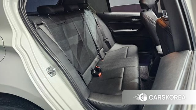 BMW 1 Series (F20) 2019 Белый из Кореи, фото 2