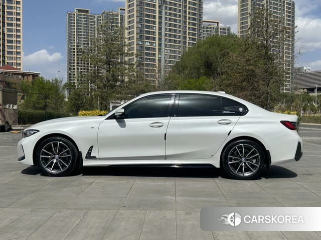 BMW 3 series 2023 Белый из Китая, фото 2