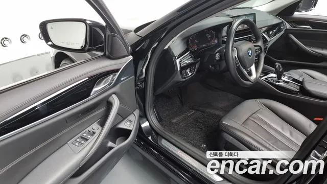 BMW 5 Series (G30) id 2715894 из Кореи 2