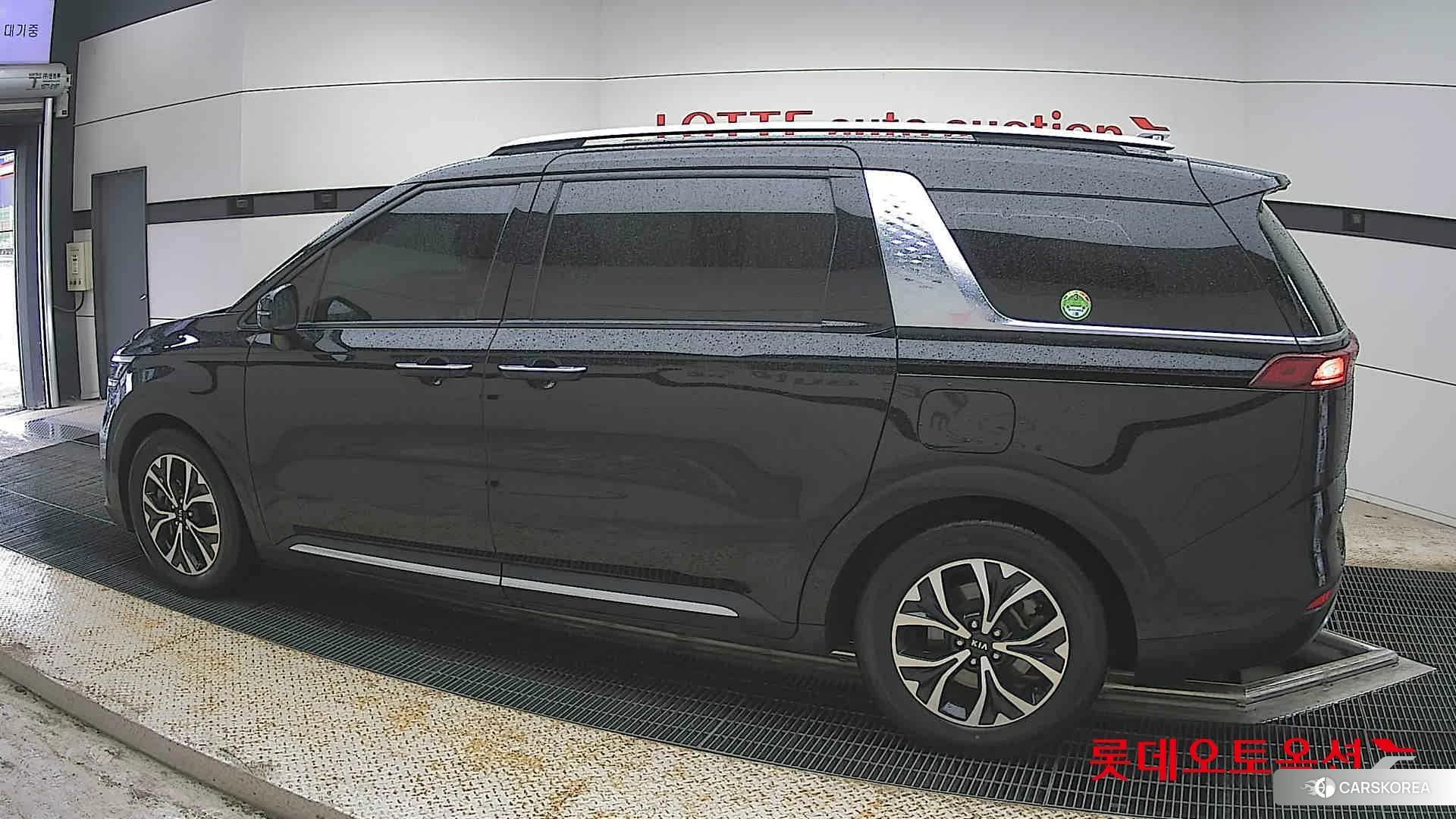 Kia Carnival 2021 Aurora Black Pearl из Кореи, фото 2