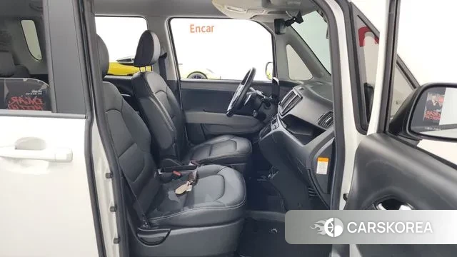 Kia The New Kia Ray EV 2023 Белый из Кореи, фото 2