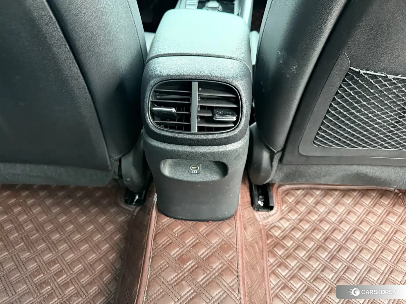 Hyundai Elantra 2023 Белый из Китая, фото 2