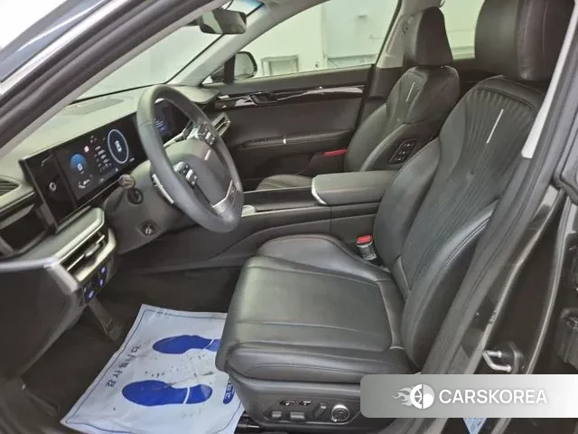 Hyundai Grandeur (GN7) 2023 Серебристо-серый из Кореи, фото 2