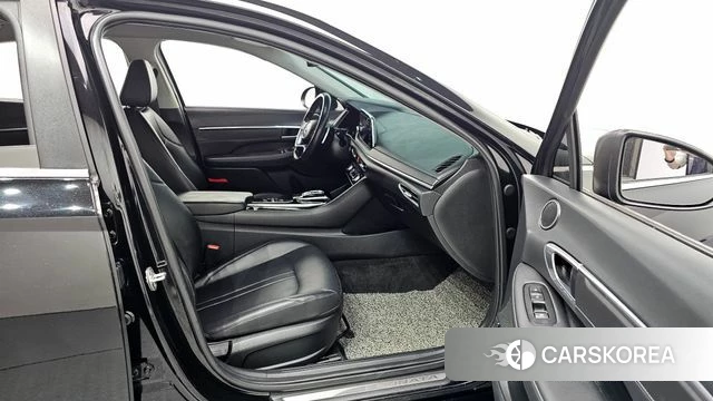 Hyundai Sonata (DN8) 2022 Черный из Кореи, фото 2