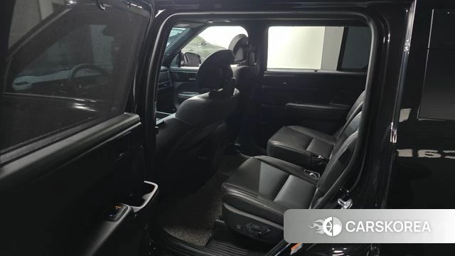 Hyundai Santa Fe (MX5) 2023 Черный из Кореи, фото 2