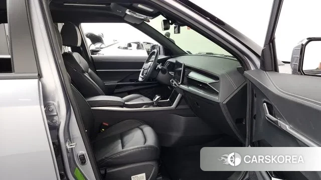 Ssangyong Torres 2022 Серебристо-серый из Кореи, фото 2