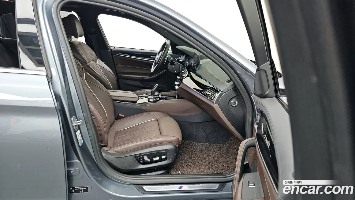 BMW 5 Series (G30) id 1729700 из Кореи 2